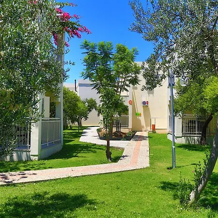 Mandarin & אתר נופש 5*