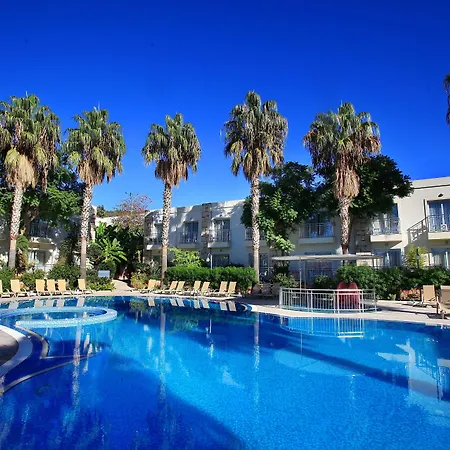 Mandarin & Semesteranläggning (resort) 5*