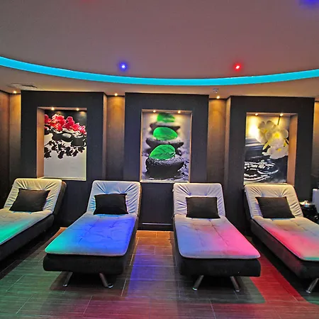 Mandarin & בודרום