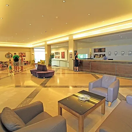 Mandarin & Semesteranläggning (resort)