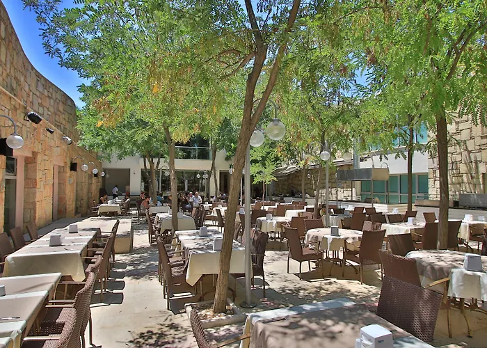 리조트 Mandarin & 5*